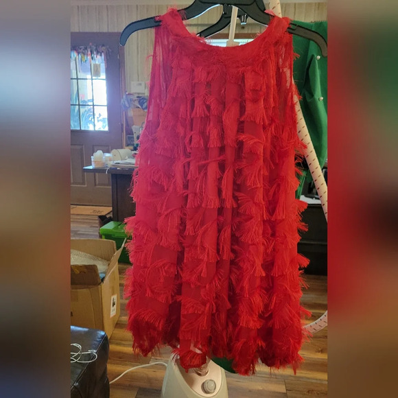 Red Cut Out Shoulder Long Sleeve Tie Neckline XXL Fray Feathered Fabric - Picture 1 of 6